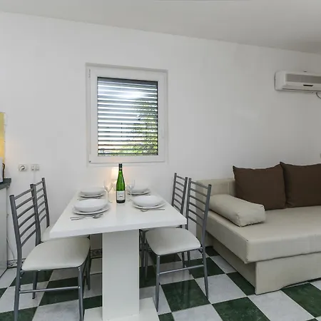 Lagom Apartment *